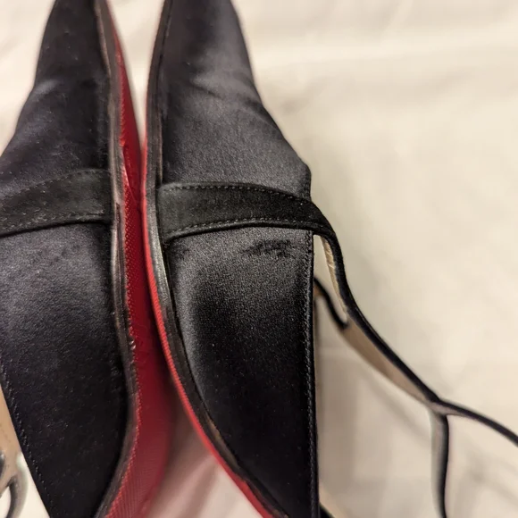 Manolo Blahnik Black Women's Shoe - Picture 7 of 10